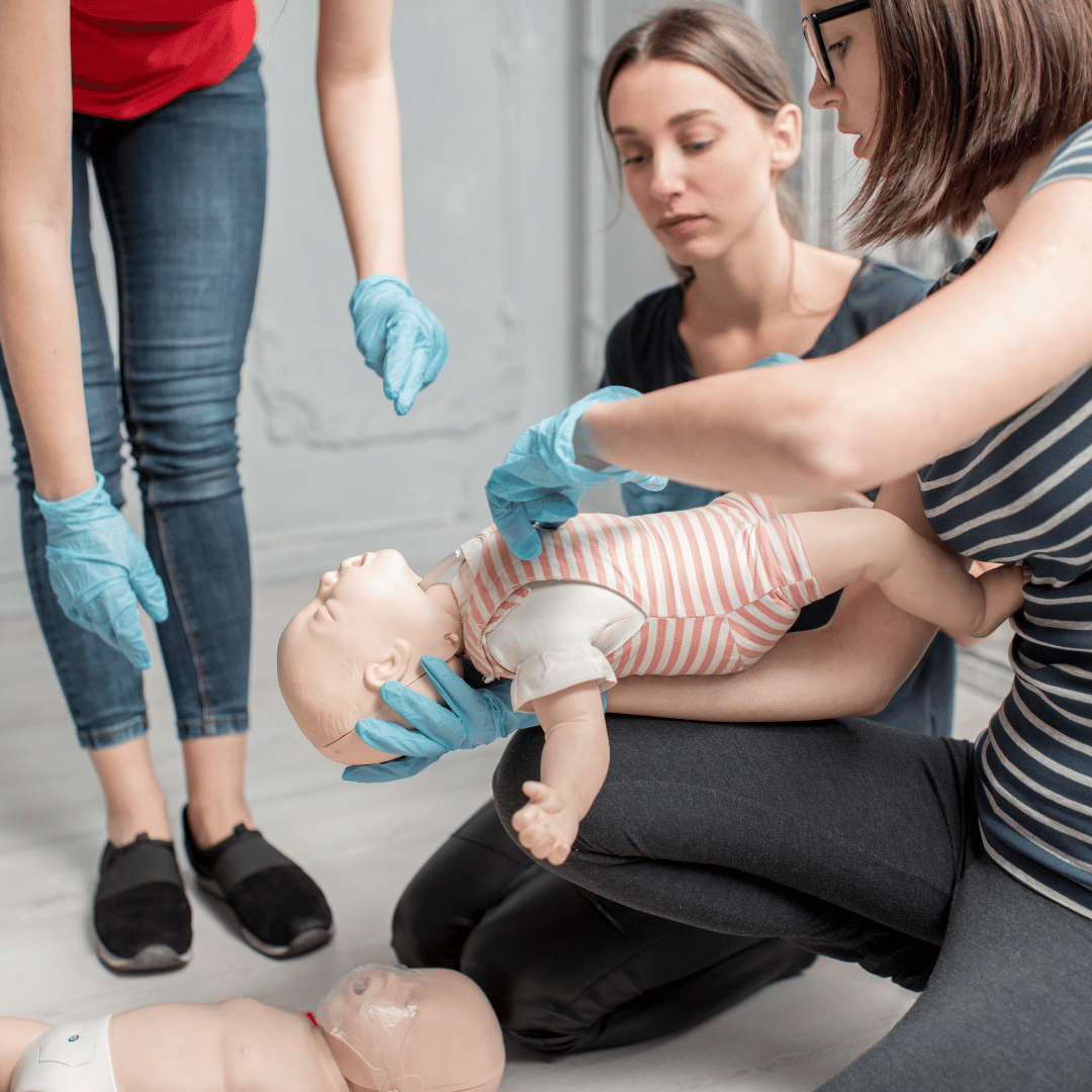 Formation premiers secours nourrisson et enfant à Annecy | Sabine Collot, puéricultrice
